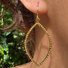 Load image into Gallery viewer, Almond-Shaped Hoop Earrings