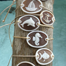 Load image into Gallery viewer, Hand carved Shell Cameo Bracelets