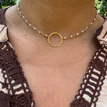 Load image into Gallery viewer, Golden Circle & Pearls Chain Choker