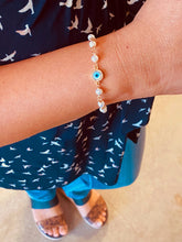 Load image into Gallery viewer, Evil Eye and Pearl Bracelet