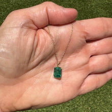 Load image into Gallery viewer, Gold Green Light Emerald Necklace