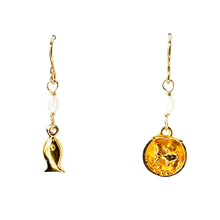 Load image into Gallery viewer, Fish & Fish Bowl cutest dangly Earrings