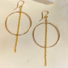 Load image into Gallery viewer, Hoop &amp; Chain Golden Earrings
