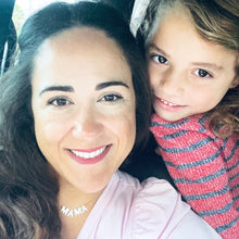 Load image into Gallery viewer, MAMÁ Mother of Pearl Necklace