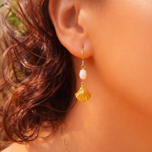 Load image into Gallery viewer, Golden Mermaid & Scallop Shell Dangly Earrings