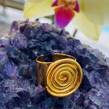 Load image into Gallery viewer, Maya Swirl Adjustable Ring