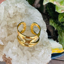 Load image into Gallery viewer, Hourglass adjustable Ring