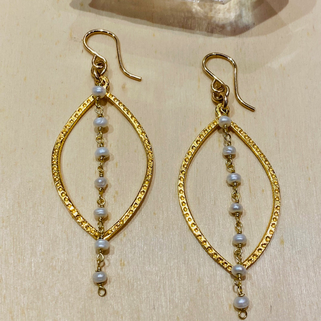 Dangly Pearls Hoop Earrings