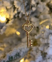 Load image into Gallery viewer, Key to Your Heart charm Necklace
