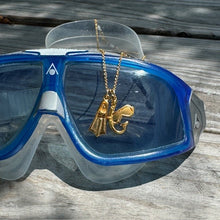 Load image into Gallery viewer, Snorkeling charm Necklace