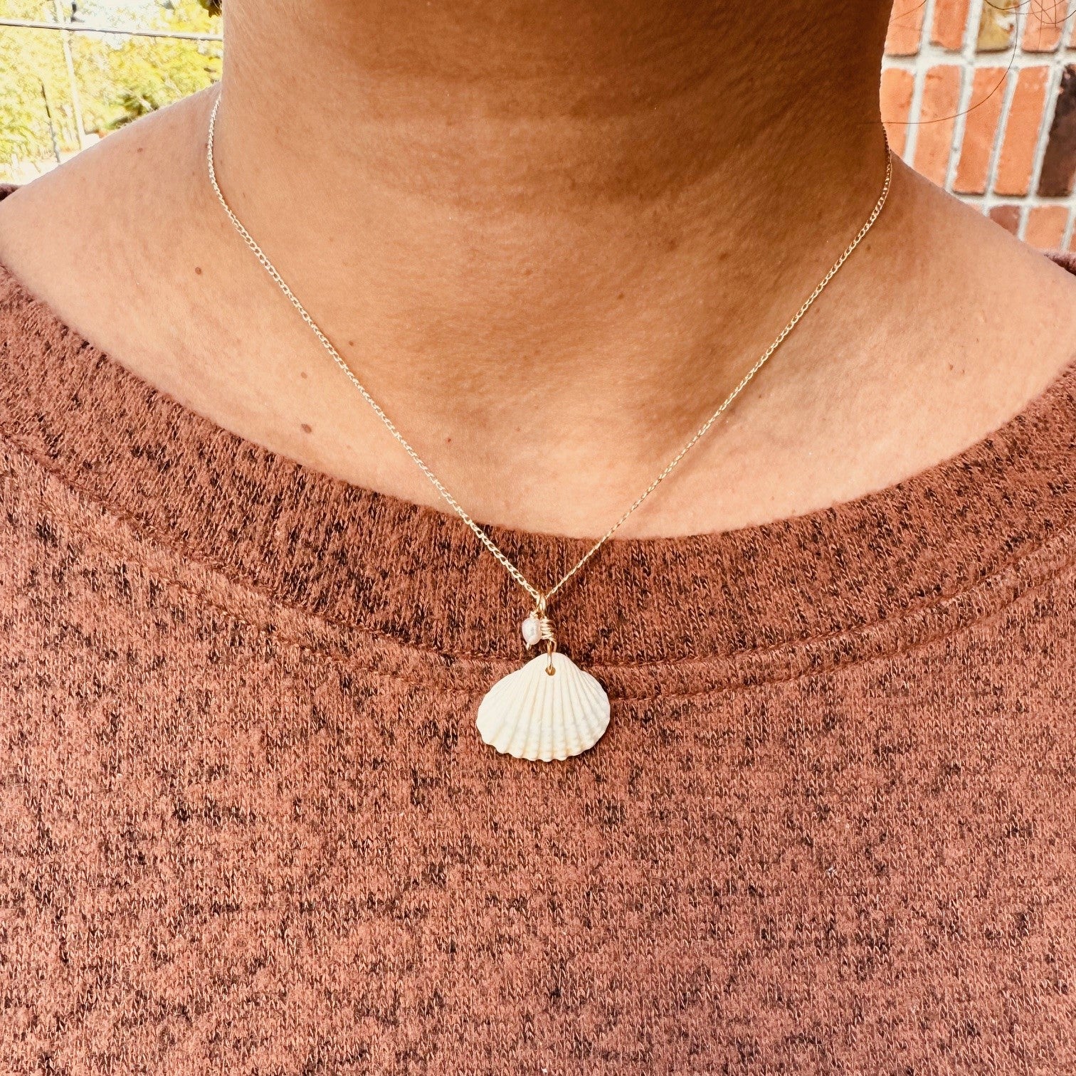 Smal Shell Necklace main image 0