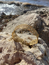 Load image into Gallery viewer, Sea Princess Bracelet