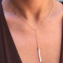 Load image into Gallery viewer, "Y" shape Pearl stick Necklace