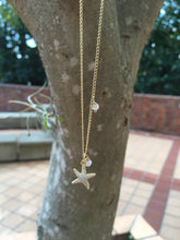 Load image into Gallery viewer, Gold Starfish Pendant Necklace