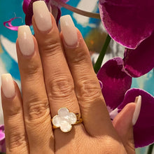Load image into Gallery viewer, Clover Statement Ring