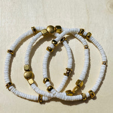 Load image into Gallery viewer, White Clam Heishi Shell elastic bracelet - TRIO