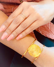 Load image into Gallery viewer, Maya Swirl Cuff