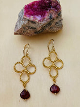Load image into Gallery viewer, Flower/Clover Garnet Earrings