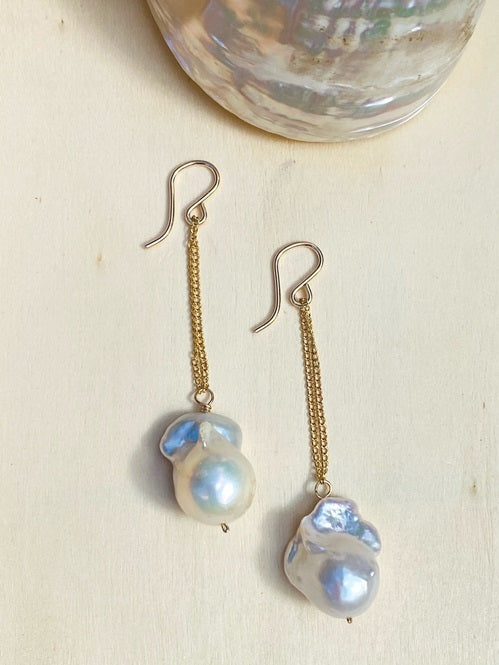 Baroque pearl Earrings