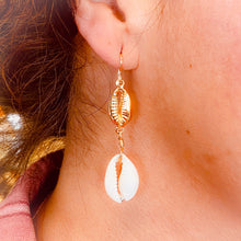 Load image into Gallery viewer, Twinning Dangly Cowry Earrings