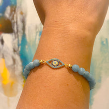 Load image into Gallery viewer, Glow Blue Evil Eye elastic Bracelet