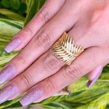 Load image into Gallery viewer, .Wrap Palm Leaf Ring