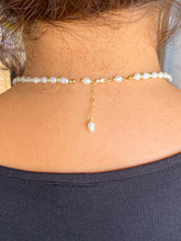 Load image into Gallery viewer, Pretty Lady Golden White Pearl Choker/Necklace