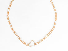 Load image into Gallery viewer, HEART & Gold link chain Necklace