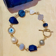 Load image into Gallery viewer, &quot;Lucky&quot; Blue Toggle Bracelet
