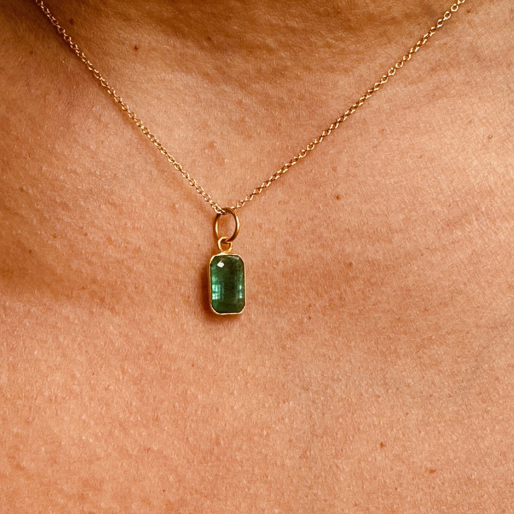 Gold Green Light Emerald Necklace