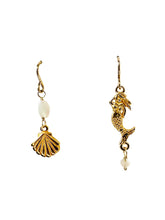 Load image into Gallery viewer, Golden Mermaid &amp; Scallop Shell Dangly Earrings
