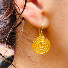 Load image into Gallery viewer, Maya Small Swirl Earrings
