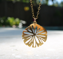 Load image into Gallery viewer, Golden Sand dollar Necklace
