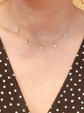 Load image into Gallery viewer, Tiny Pearls Necklace
