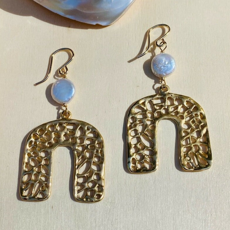 Lucky “U” Sea Fan and Pearl Earrings