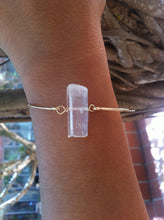 Load image into Gallery viewer, Handcrafted Crystal Quartz 14kt Gold filled Bangle
