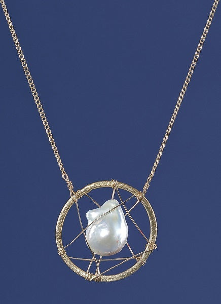 .Gold platted Brass circle Necklace adorned w/Baroque Pearl