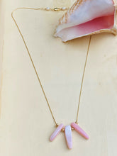 Load image into Gallery viewer, Blushing Trio Conch Necklace
