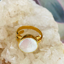 Load image into Gallery viewer, Serenity White Coin Pearl adjustable Ring
