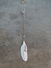 Load image into Gallery viewer, 14kt Gold filled Lariat w/Bone Feather
