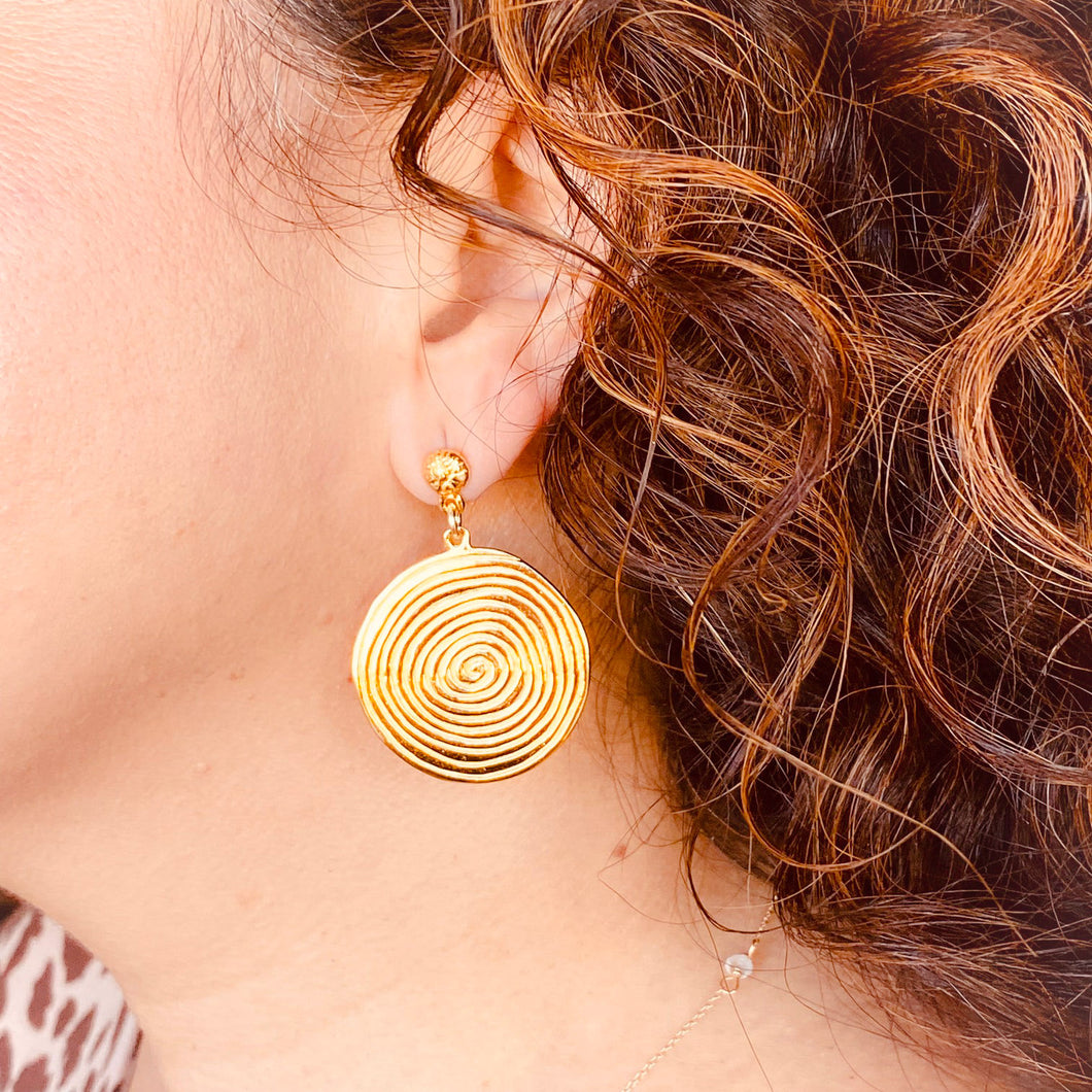 Maya Swirl Stud Earrings