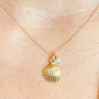 Sunny Sea - Golden Scallop Shell Necklace
