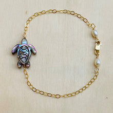Load image into Gallery viewer, Abalone Mother of Pearl Turtle Bracelet
