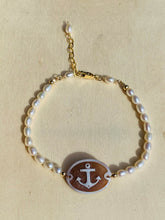 Load image into Gallery viewer, Hand carved Shell Happy Face Cameo Bracelet w/Pearls
