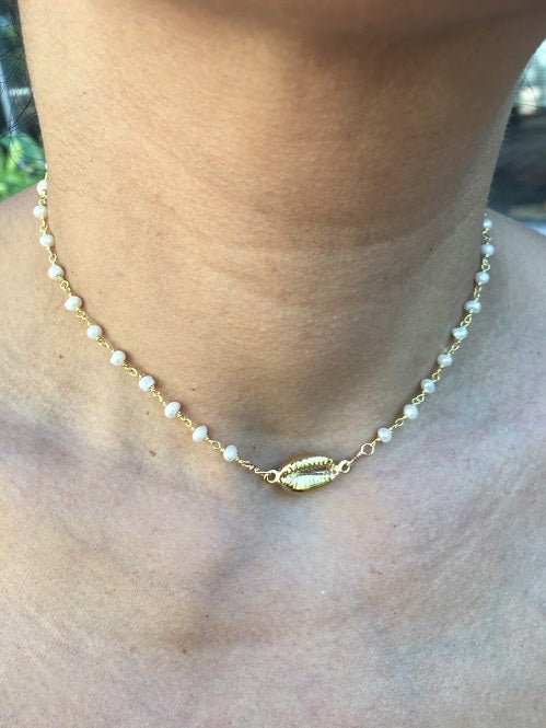 Gold Cowrie Rosary Pearl Choker