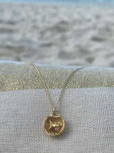 Load image into Gallery viewer, Fishbowl charm Necklace
