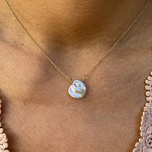 Load image into Gallery viewer, 14KT Gold Oyster Pearl Necklace

